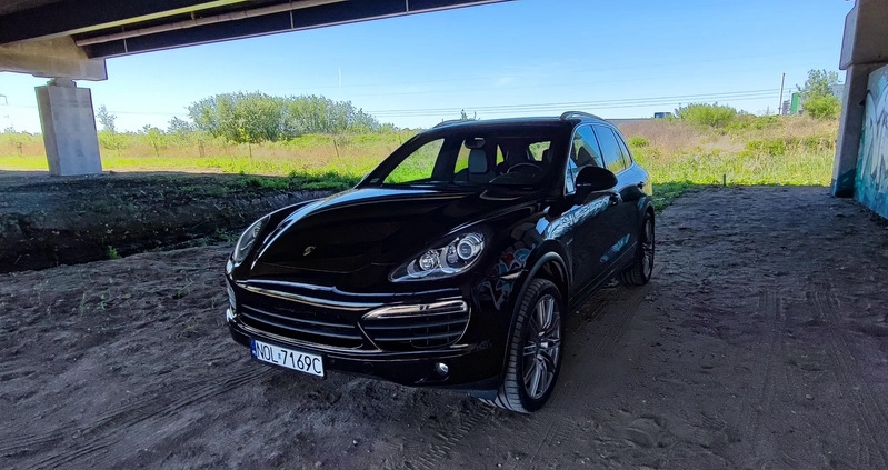 Porsche Cayenne cena 102000 przebieg: 264000, rok produkcji 2011 z Olsztyn małe 379